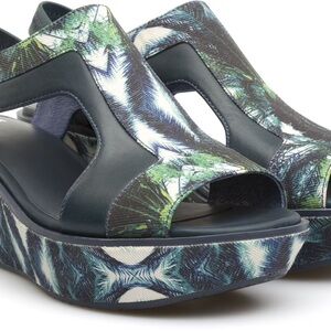 Navy Blue Camper Damas Chunky Platform Shoes – Size 39 US 8